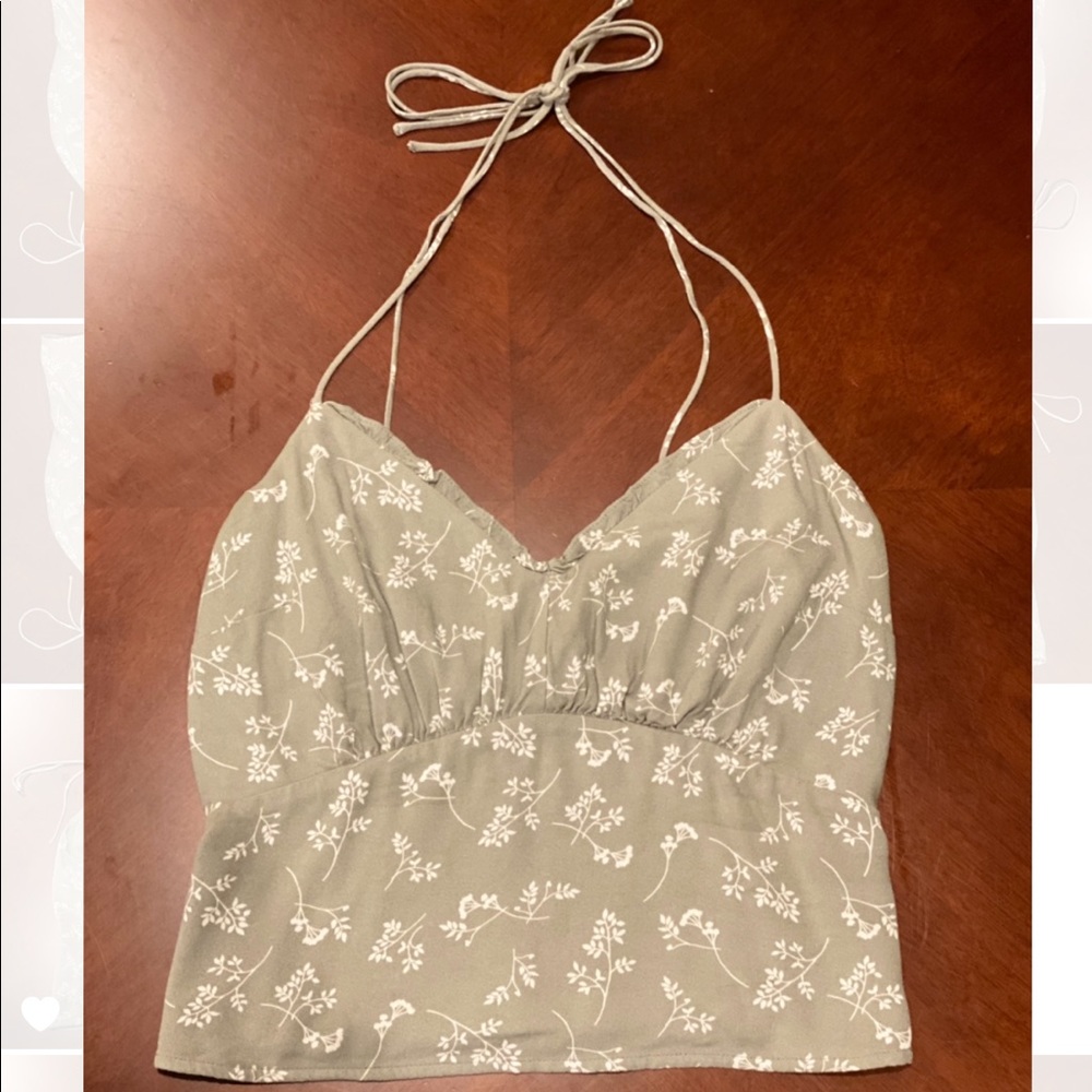 Abercrombie Tie-Strap Ruffle Cami🌿